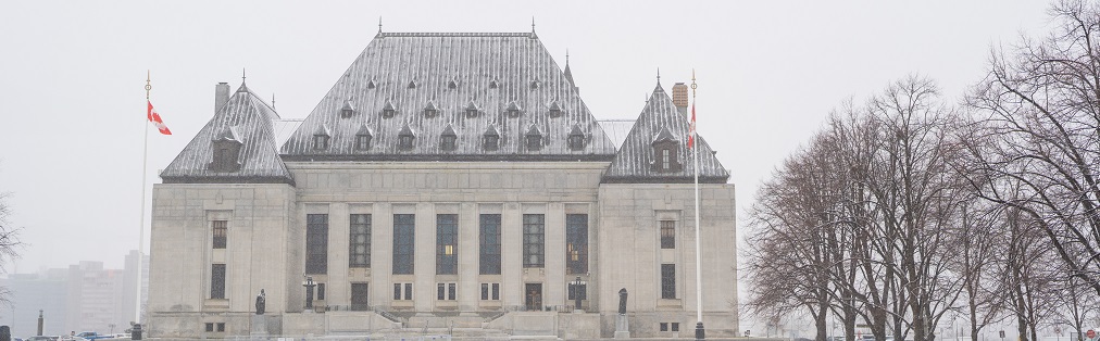 L’extérieur de l’édifice de la Cour suprême du Canada