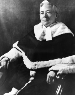 L’honorable Oswald Smith Crocket